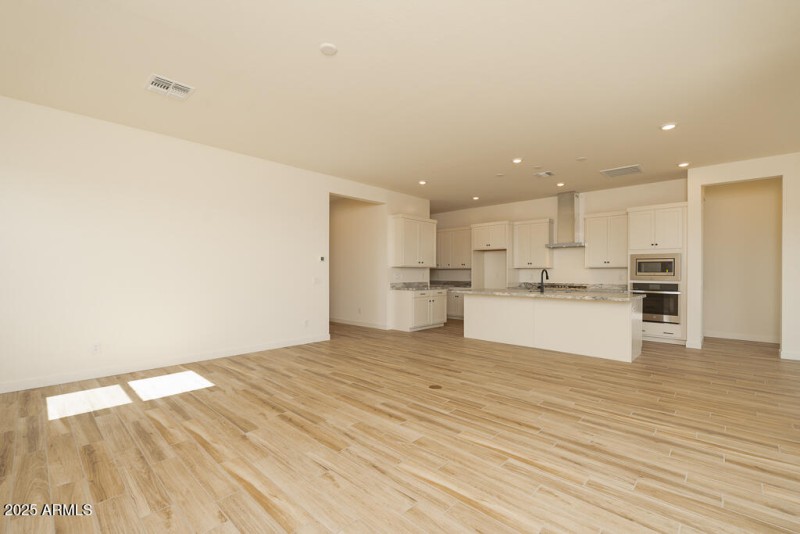 Tri Pointe Soleo 335 - Great Room-4MLS