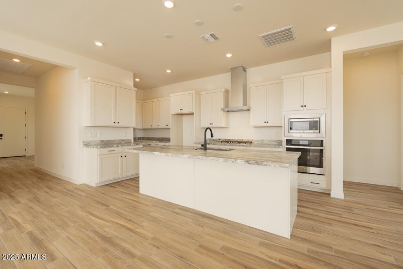 Tri Pointe Soleo 335 - Kitchen-2MLS