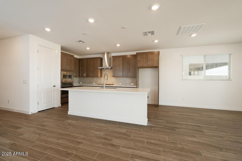 Tri Pointe Terraza 138 - Kitchen-2MLS