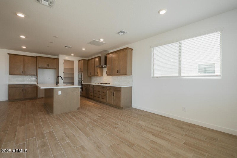 Tri Pointe Terraza 139 - Dining-3MLS