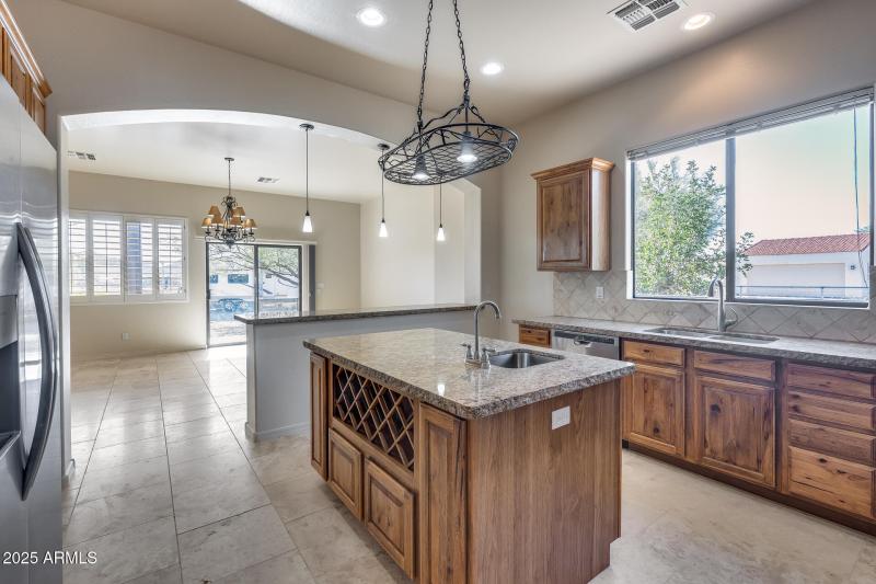 Island w/ built-in Wine Rack