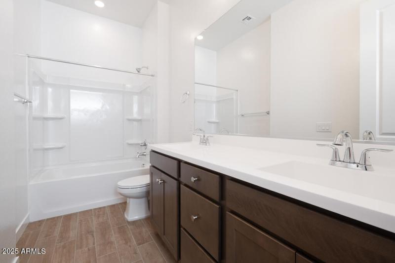 Tri Pointe Terraza 141 - Bathroom 2-1MLS