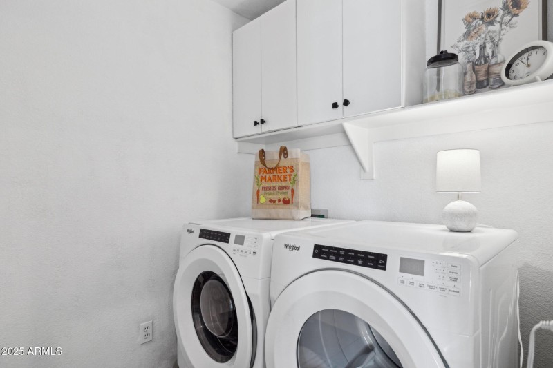 34-web-or-mls-28814-n-45th-st