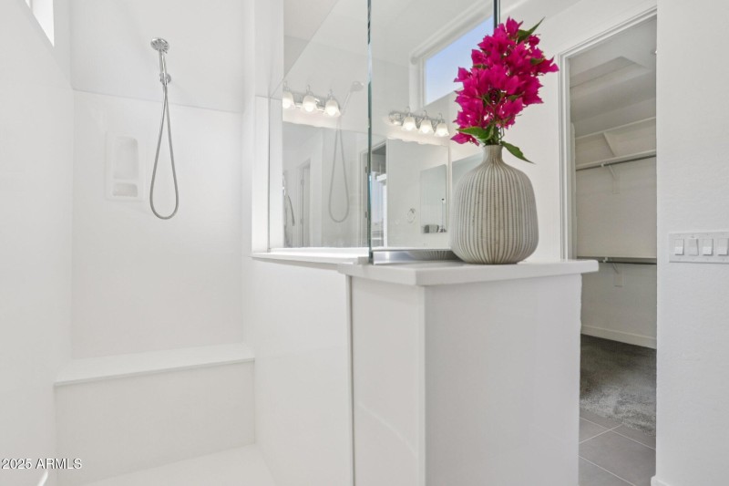 53-web-or-mls-E Via Del Sol-0506-043