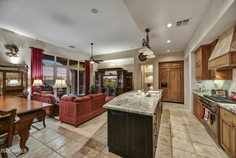 25-Kitchen to Family Room