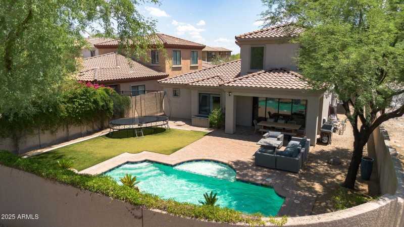 6-web-or-mls-DJI_0357