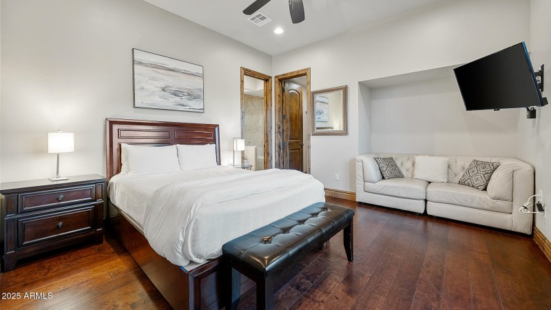 Paradise_Hills_Estate_4-10