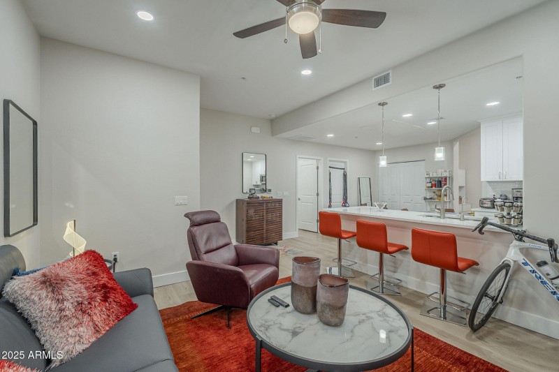 8-web-or-mls-River-8