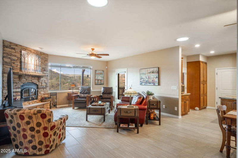 27-web-or-mls-4995-cactus-pl