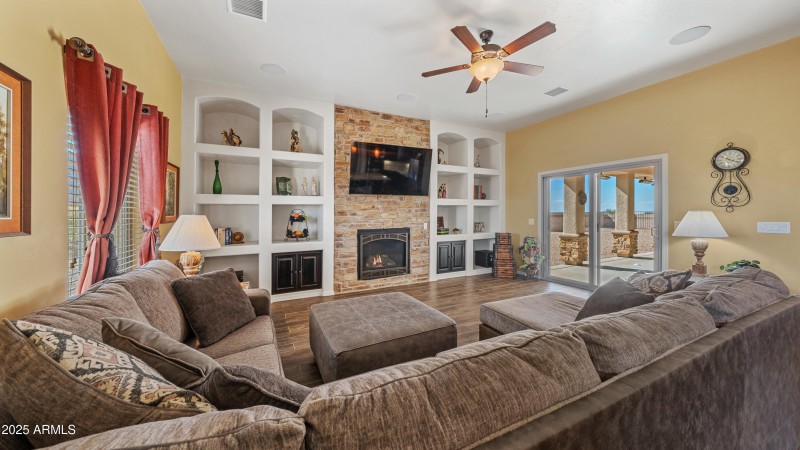 Interior - 6233 E Molly Dr-9