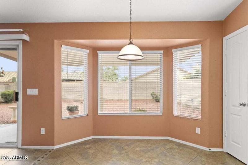 20230322195338813985000000-o