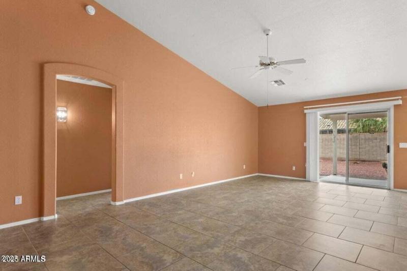 20230322195216471995000000-o