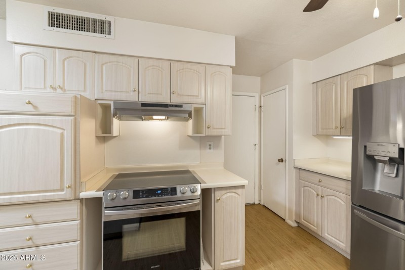 10222 N 105th Dr, Sun City - 240