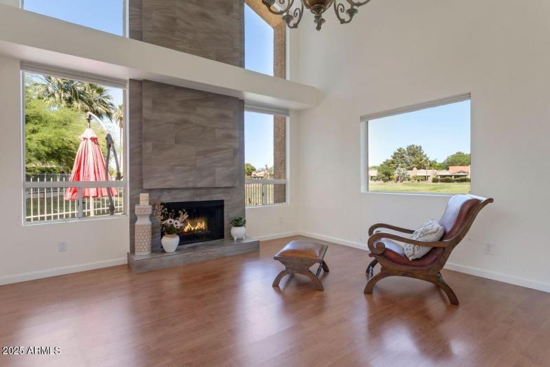 Gorgeous Natural Light & Views