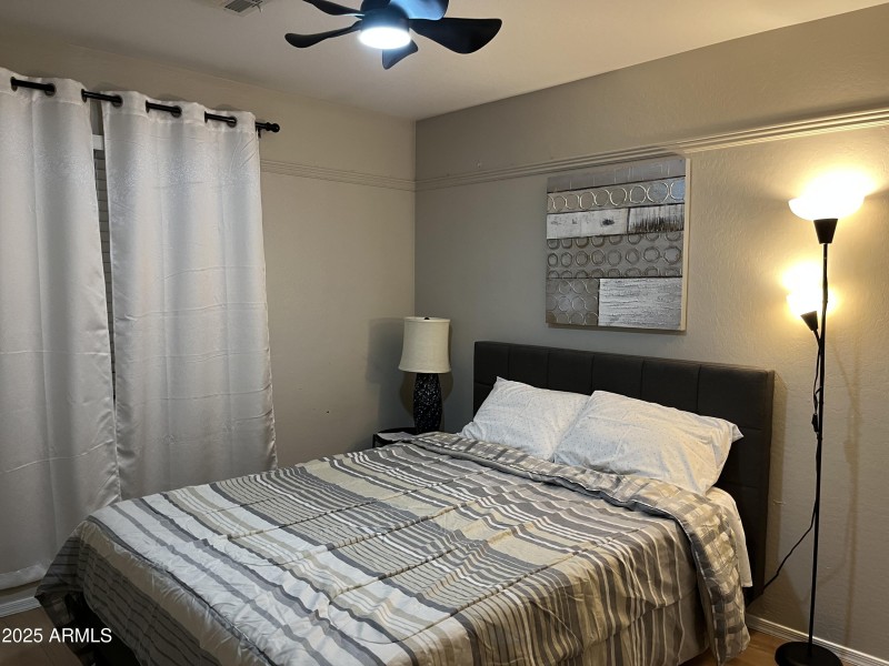 31163318-F8C5-4A12-8AA2-511917D8E075