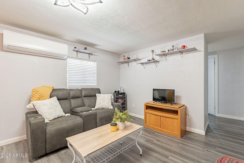 6-web-or-mls-Silverton-6