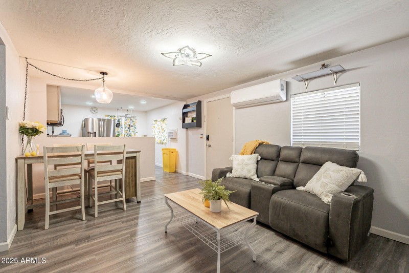 7-web-or-mls-Silverton-7