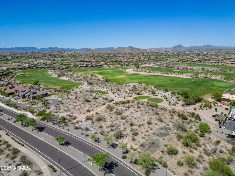 10-web-or-mls-8650 S San Filipe Dr-10