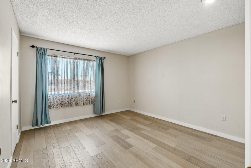 31_13671_N_111th_Ave31_mls