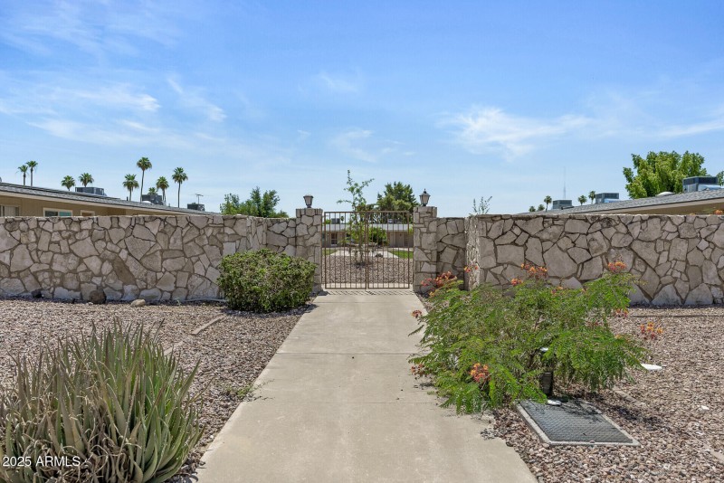 52_13671_N_111th_Ave52_mls