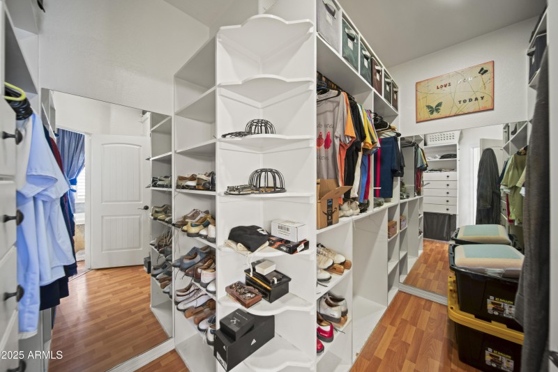 Secondary suite walk in closet
