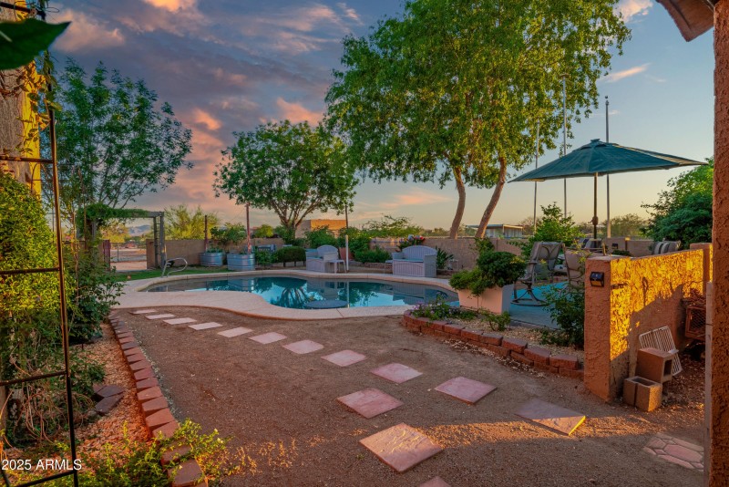 35916 N 213th Dr 00051