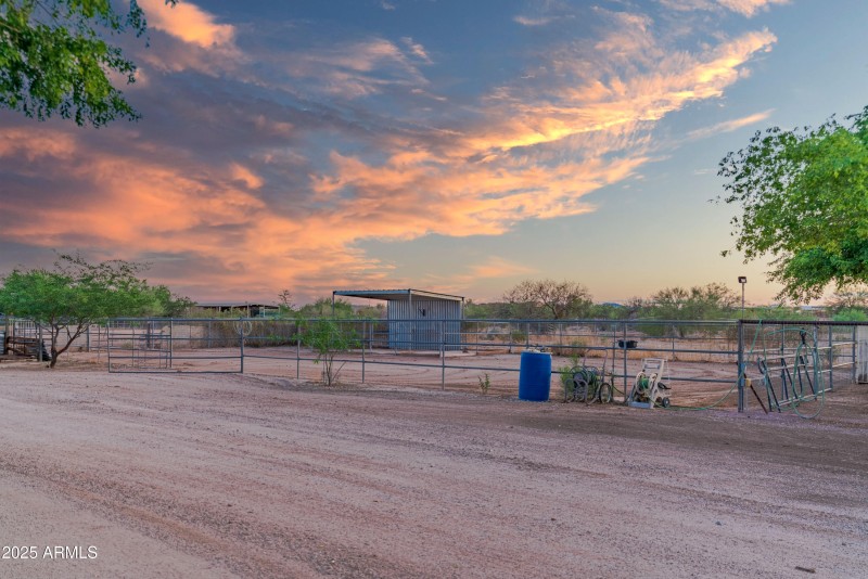 35916 N 213th Dr 00064