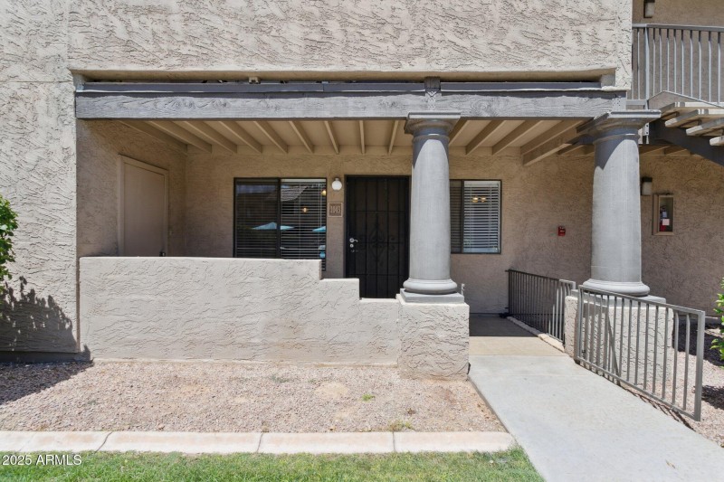 2-web-or-mls-5995-n-78th-st-1043