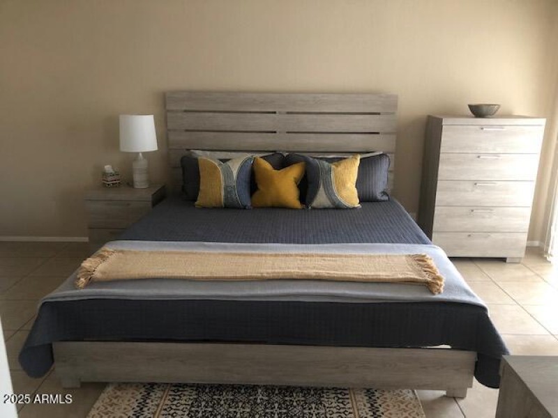 1624.guest bedroom
