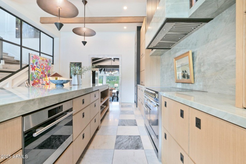 61-web-or-mls-P1200814