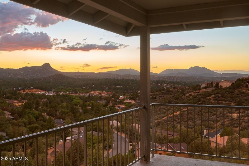 Sunset View of Thumb Butte