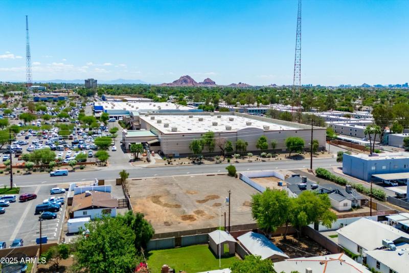 16-Property Views