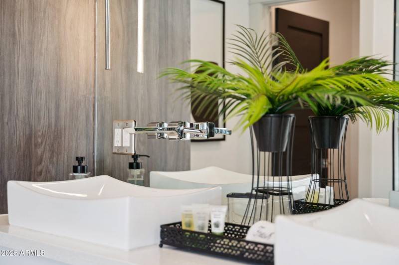 52-web-or-mls-5301-e-tierra-buena-ln