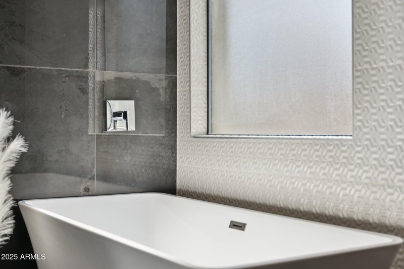 57-web-or-mls-5301-e-tierra-buena-ln