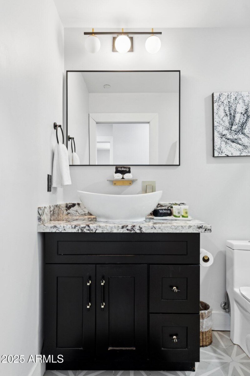 62-web-or-mls-6907-e-willetta-st