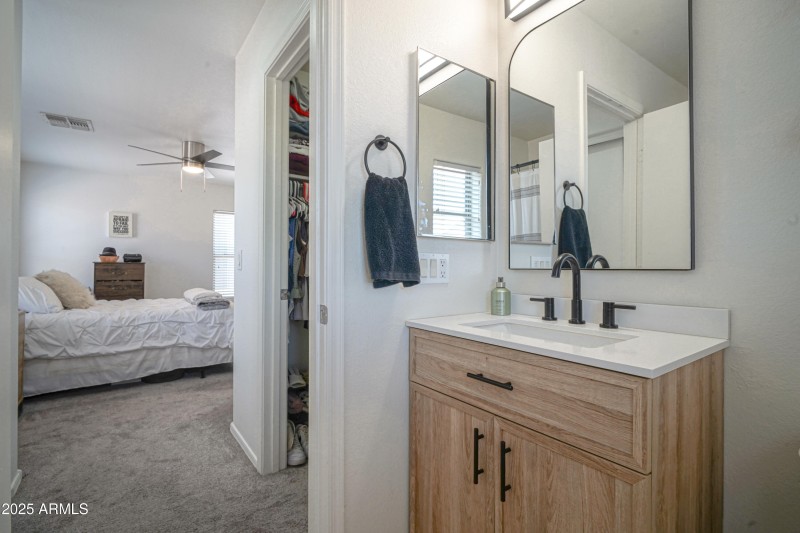 7712 S 64th Lane Laveen, Az X-6