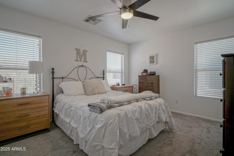 7712 S 64th Lane Laveen, Az X-8