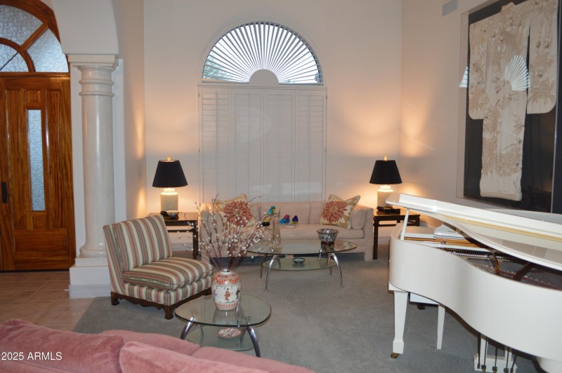 Living room DSC_0027