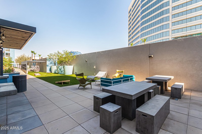 3rd Floor Seating Area