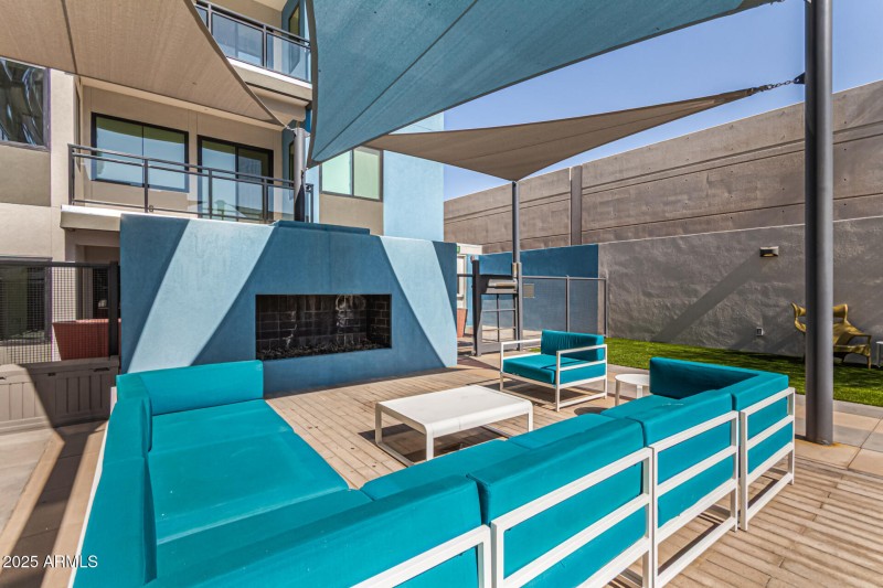 3rd Floor Seating Area/Gas Fireplace