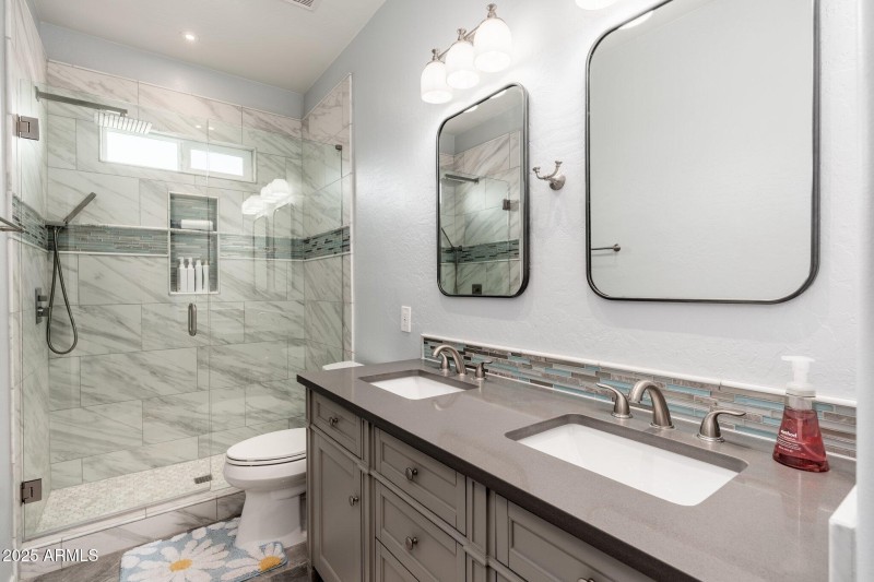 13 W Silverwood Dr - 34