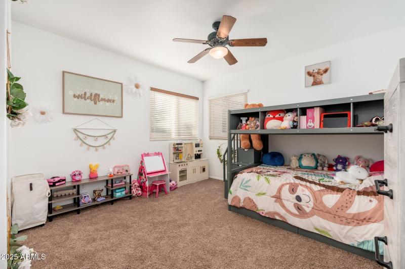 13 W Silverwood Dr - 35