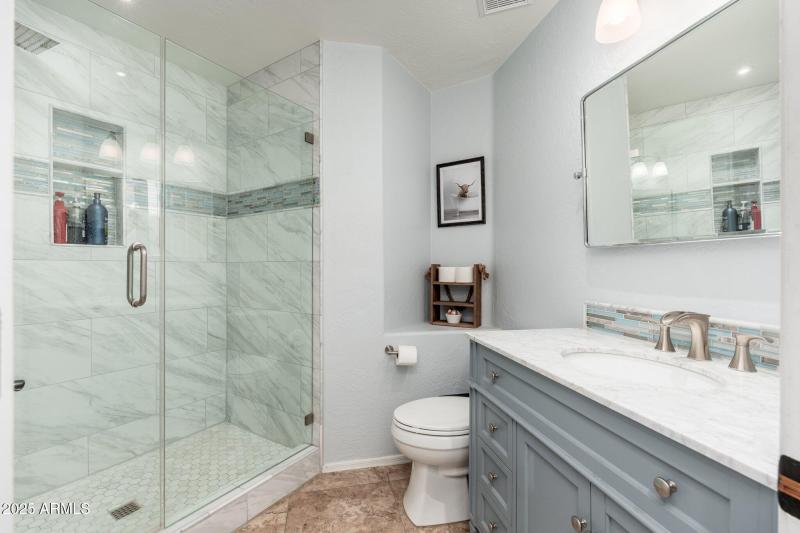 13 W Silverwood Dr - 37