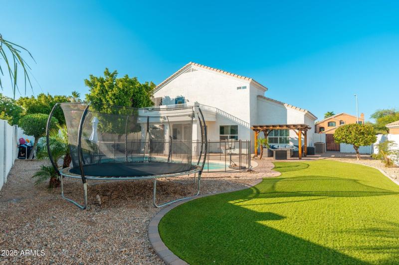 13 W Silverwood Dr - 48