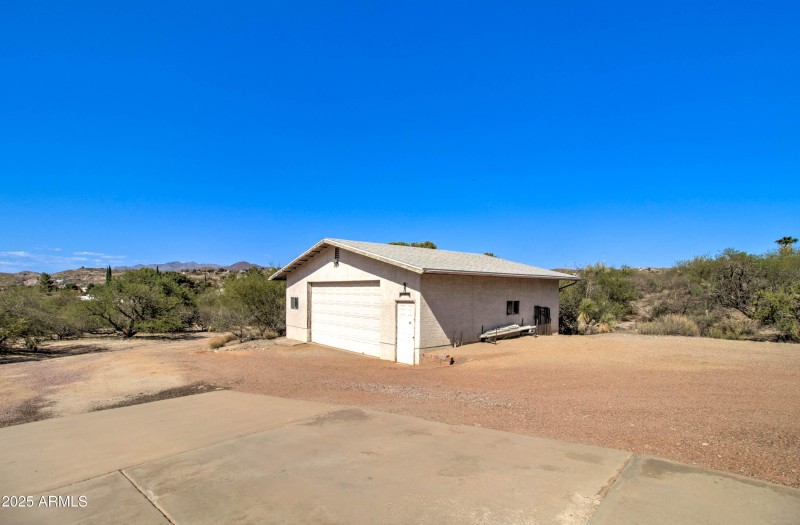 5808 Miami Gardens Dr-11