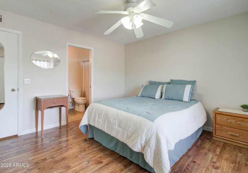 5808 Miami Gardens Dr-44