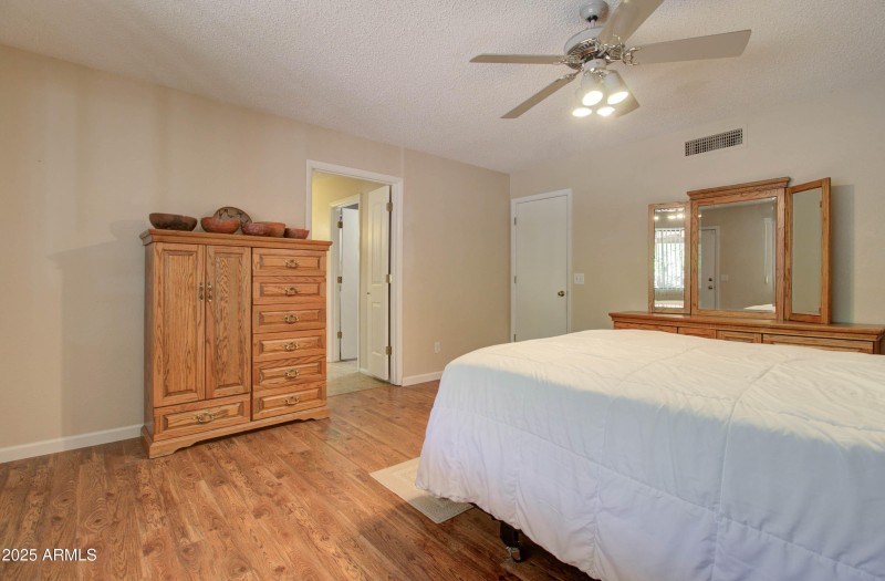 5808 Miami Gardens Dr-49