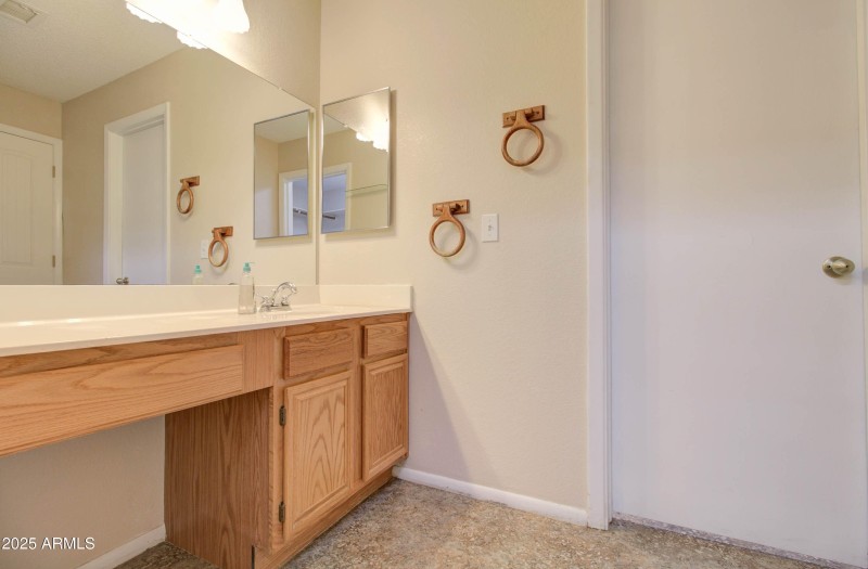 5808 Miami Gardens Dr-52