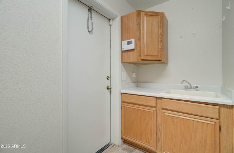 5808 Miami Gardens Dr-59