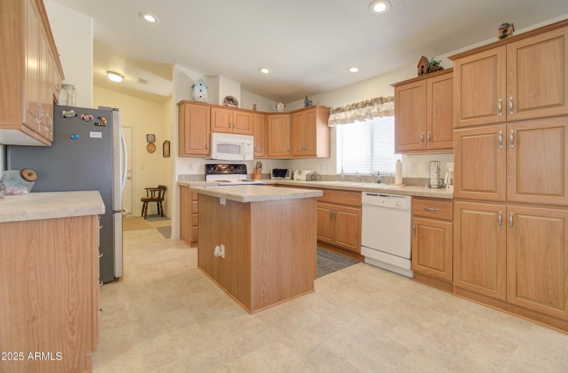 127 S Theodore Ln-24